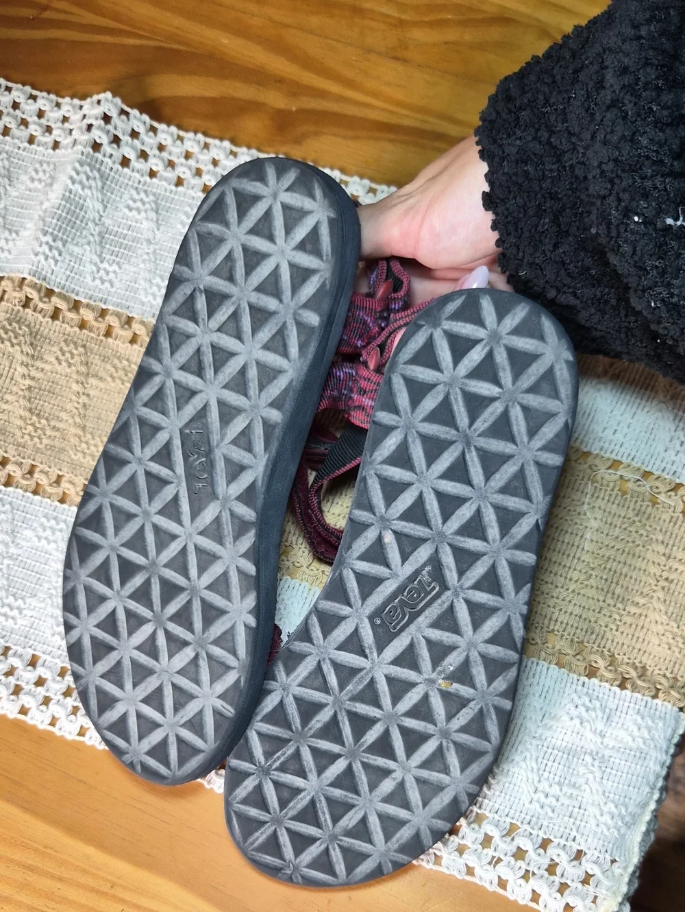 Teva Pink and Black Patterned Strap Sandals Southwestern/Aztec 6